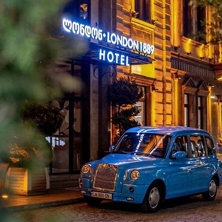 ホテル ディヴァン スイーツ バトゥミ バトゥーミ エクステリア 写真